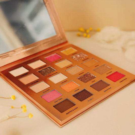Customized Glam21 Muse 20 Color Eyeshadow Palette.
