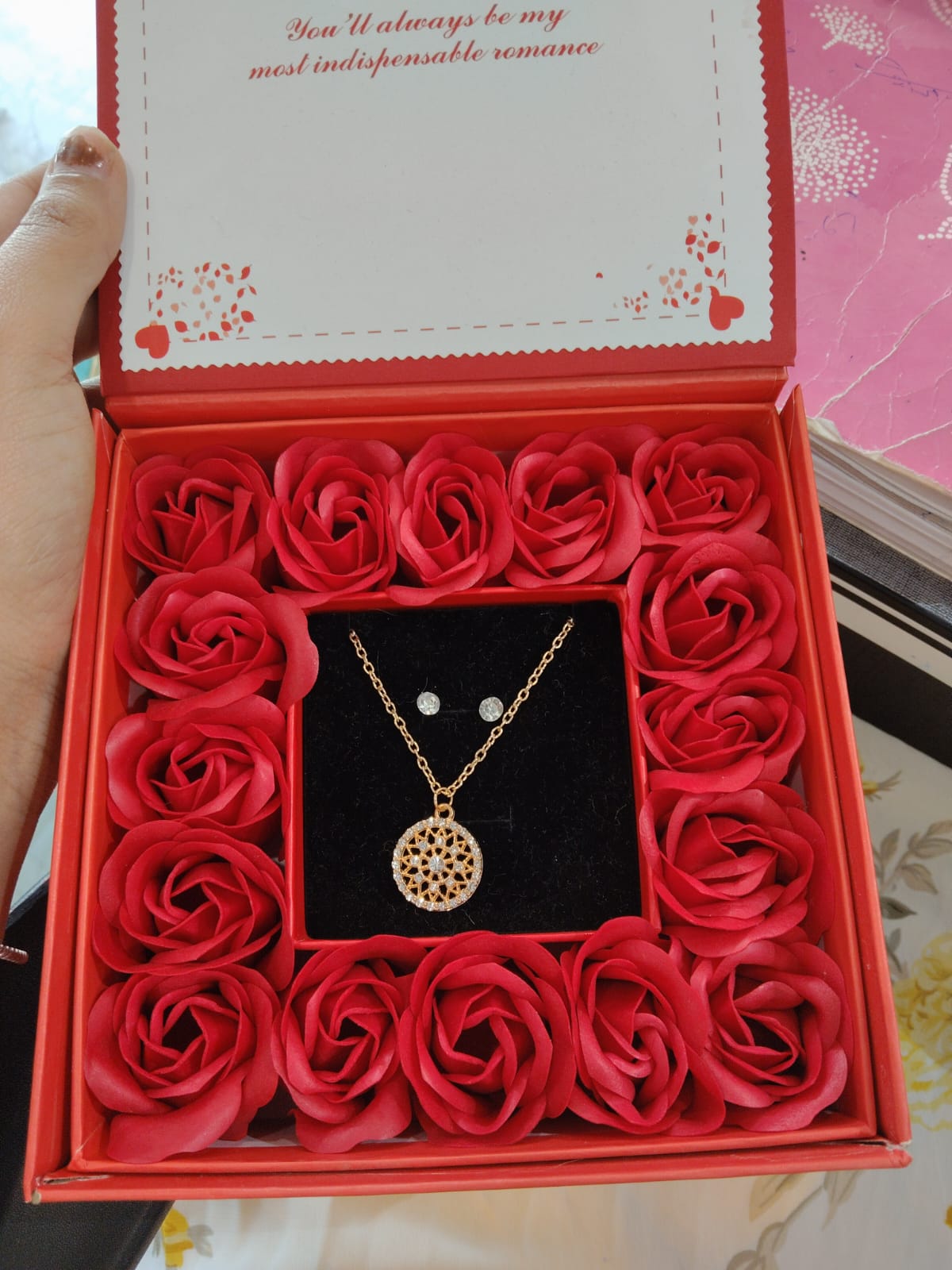 stylish necklace box