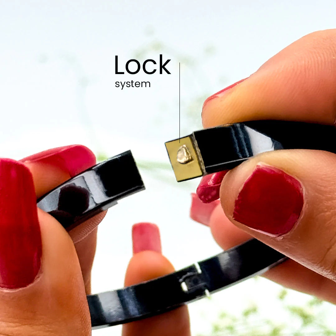 Personalized Lock Bracelet – Engraved Name & Initial Couple Jewelry