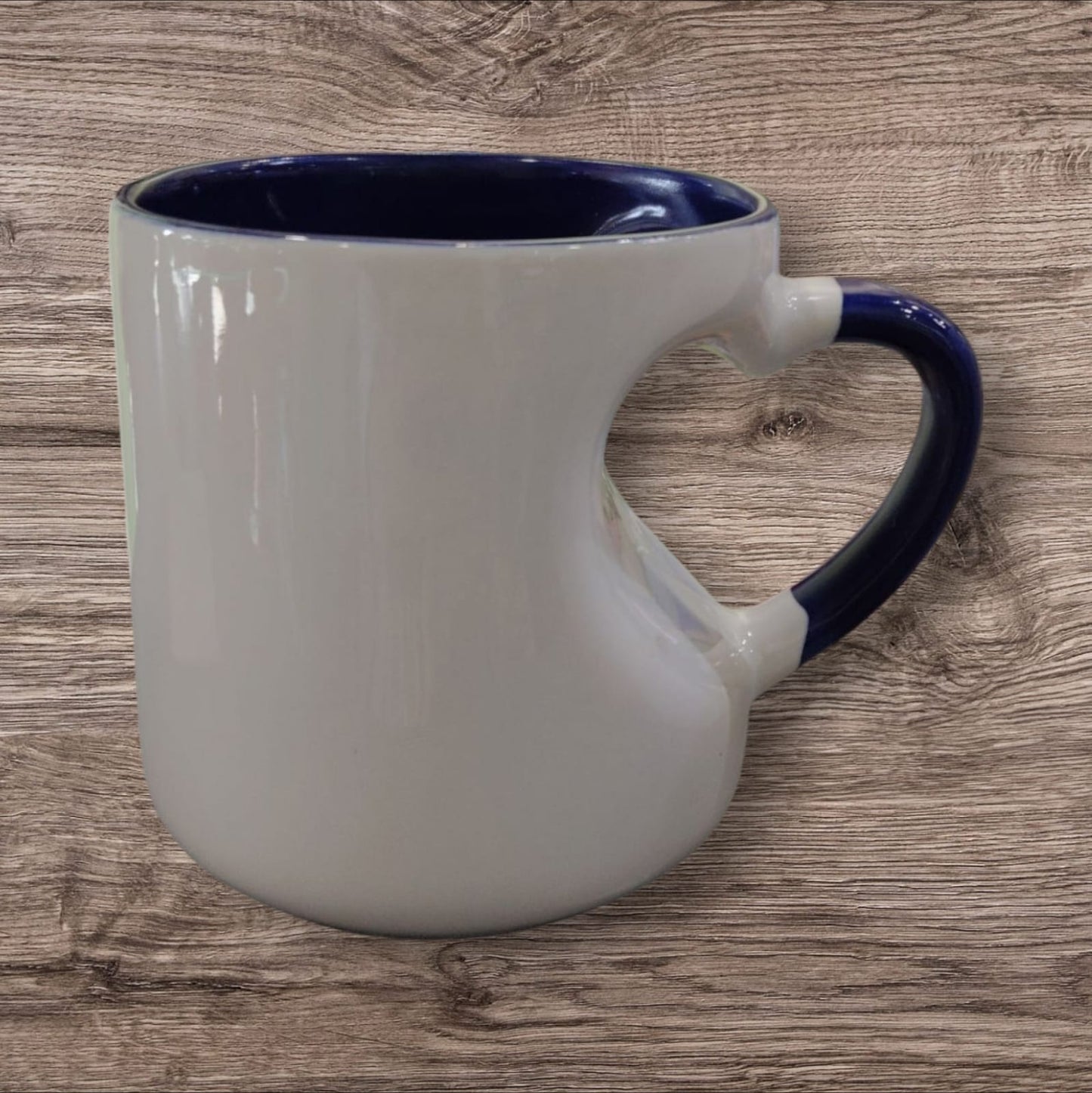 customized mug with heart handed