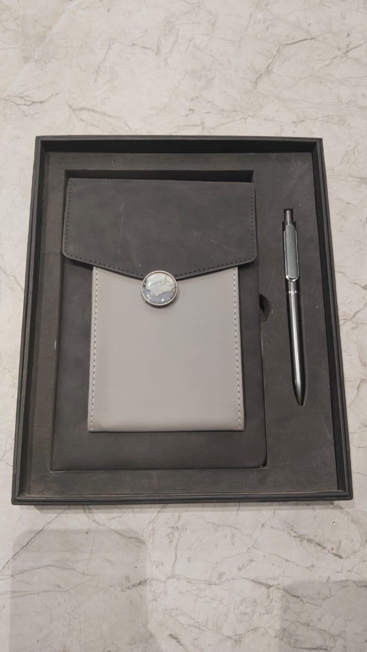 personalized pen + premium quality diary