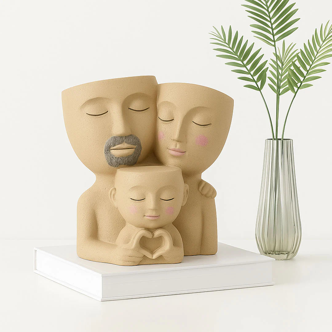 Family Hug Planter – Loving Parents & Child Design
