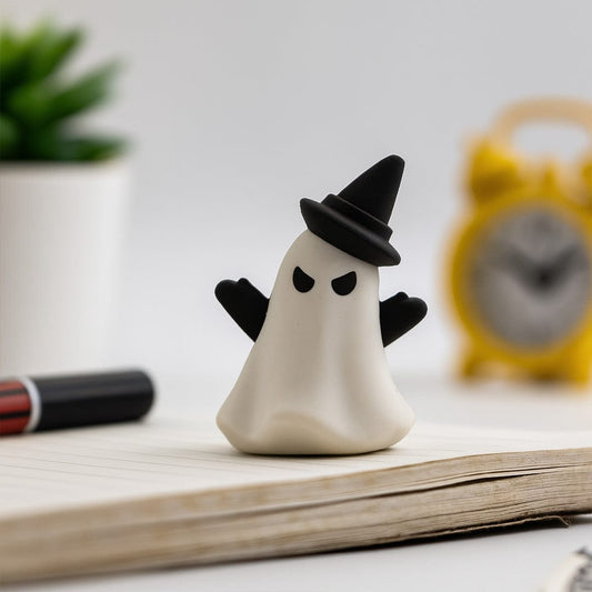 Halloween-themed eraser set.