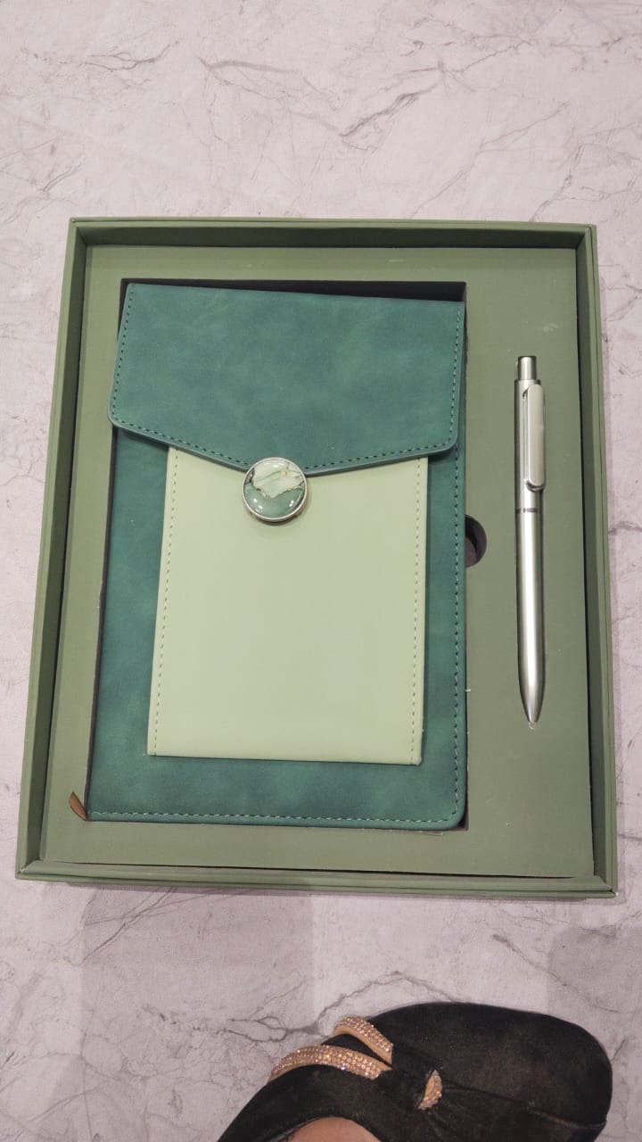 personalized pen + premium quality diary