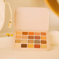 Customised with your Pic and Name  Meet the Glam21 Celeste Palette – 20
