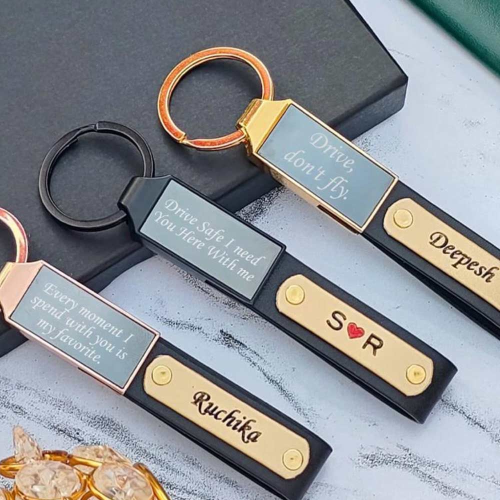 Customized Leather Keychain With Name And Message