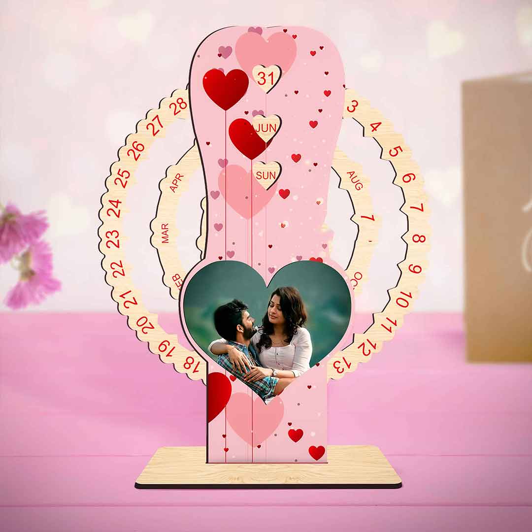 VALENTINE SPECIAL WOODEN CALENDER