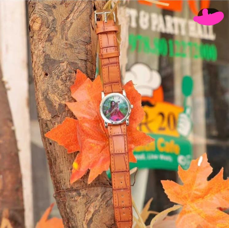Customized Brown Leather Wrist Watch